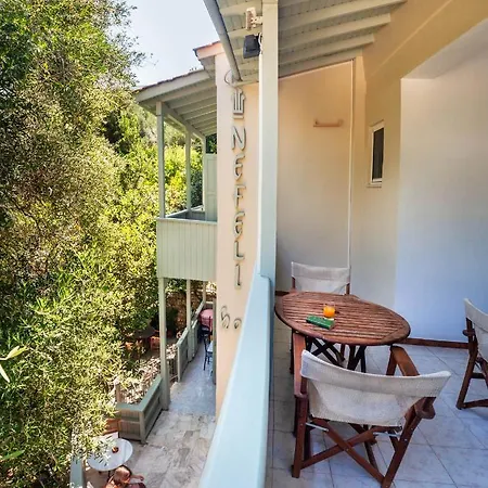 Nefeli Ξενοδοχείο 2*