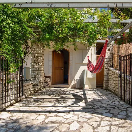 Ξενοδοχείο Nefeli Άγιος Νικήτας